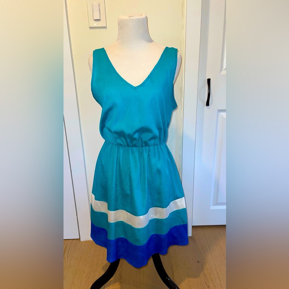 Francesca’s Collection Juniors mini blue teal white dress